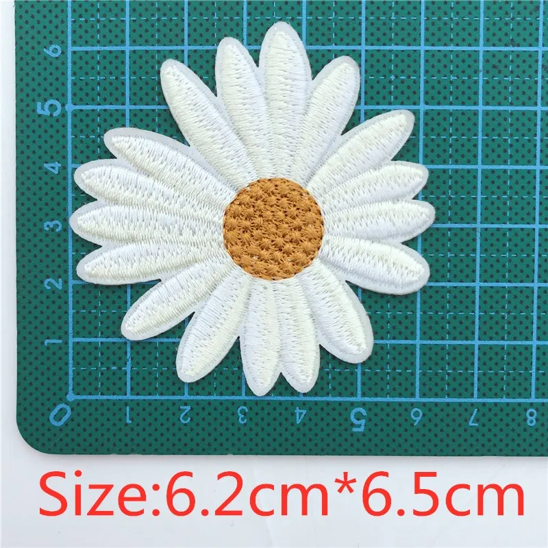 50 шт. нашивки с вышитым подсолнухом клейкая аппликация Ремонтный значок сделай