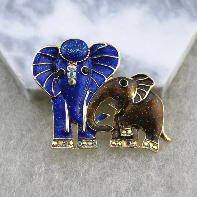 Elephants Новинка Ретро ручной работы цвет эмаль Океаническая рыба слон лошадь кошка ананас груша модная брошь - Окраска металла: Elephants