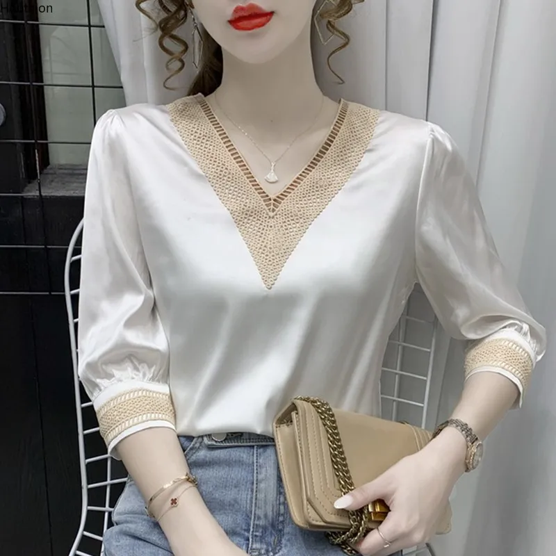 

Spring Autumn New Women's Blouses V-neck Shirt 3/4 Sleeve Tops Stitching Blouse Girl Casual Fashion Satin Loose