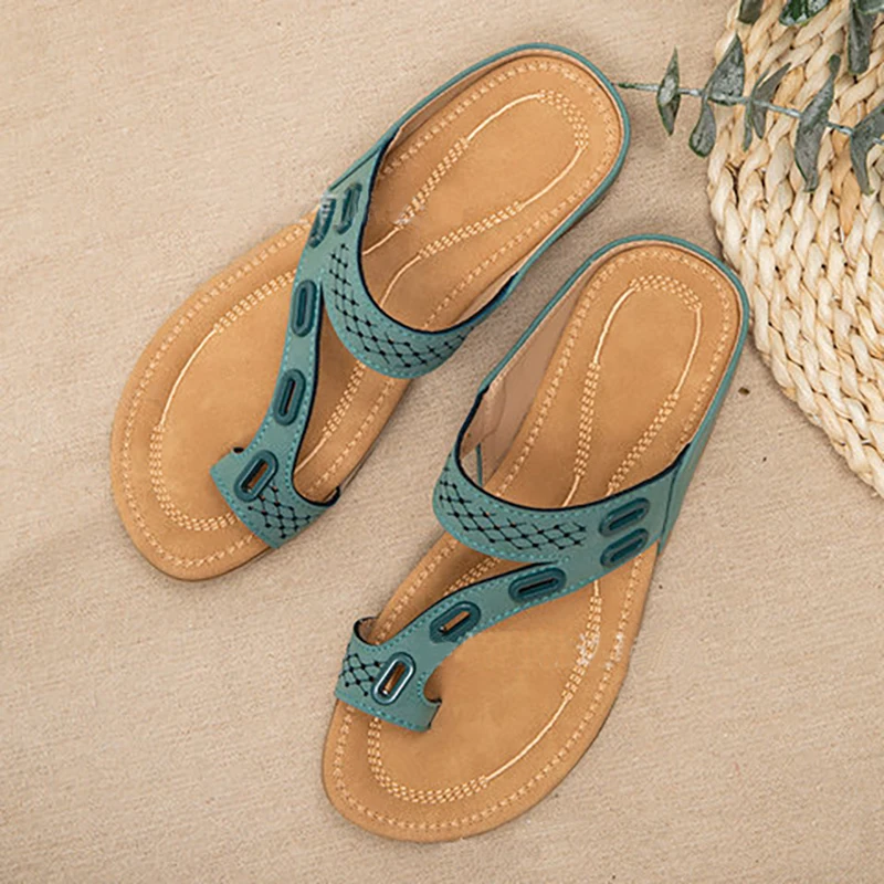 

2021 Women Summer Flats Plus Size Shoes Women Outdoor PU Slippers Sandalias Mujer Sapato Feminino Beach Sandals NVLX147