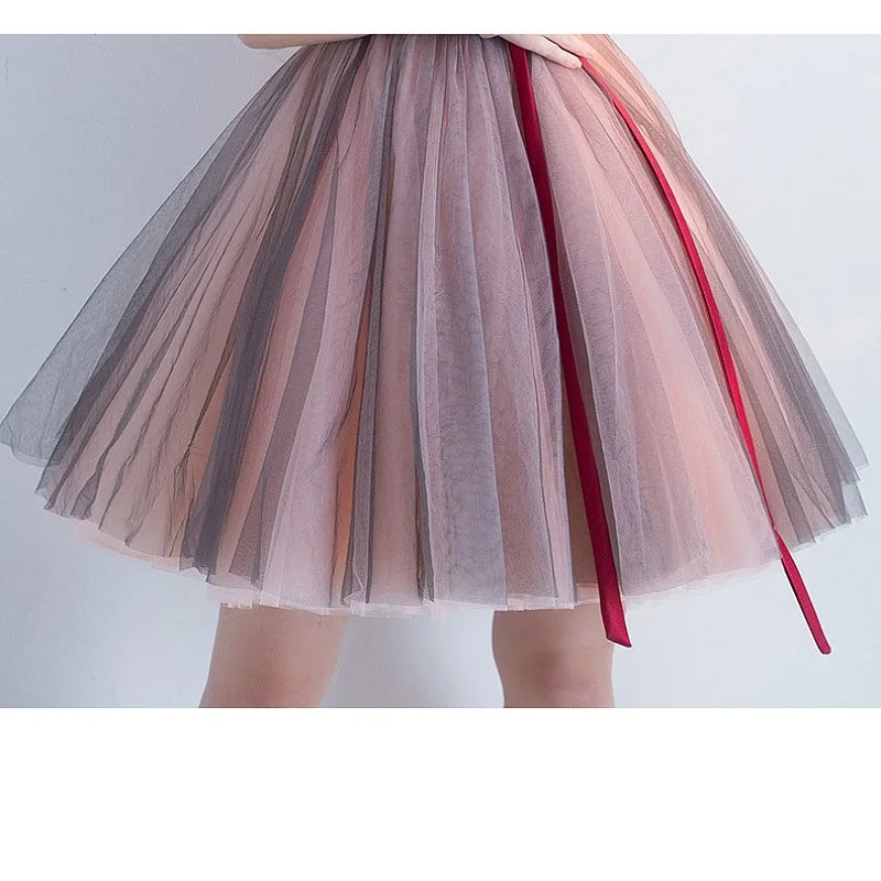 Женское кружевное платье с открытыми плечами коротким рукавом и открытой спиной