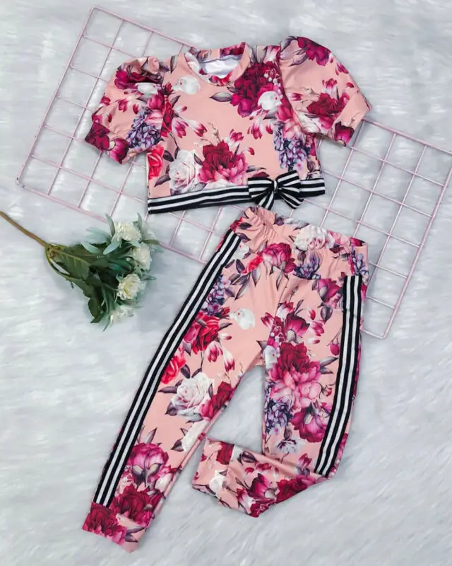 Детский спортивный костюм с цветами для девочек летняя одежда Пышный рукав бант