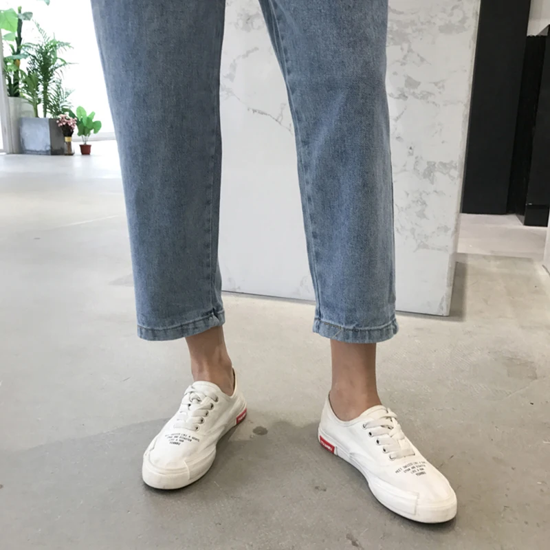 

Ruffles Jeans Woman Spring Elastic Waist Boyfriend Trousers Vintage Jeans Denim Korean Sashes Button Harem Pants Plus Size 2021