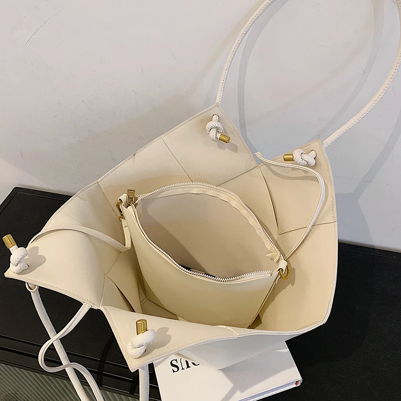 

Large Capacity Handbags Casual Women PU Tote Bag Creative Hobos Mask Shoulder Bags Female Fashion Trendy Ladies Shopper Bags