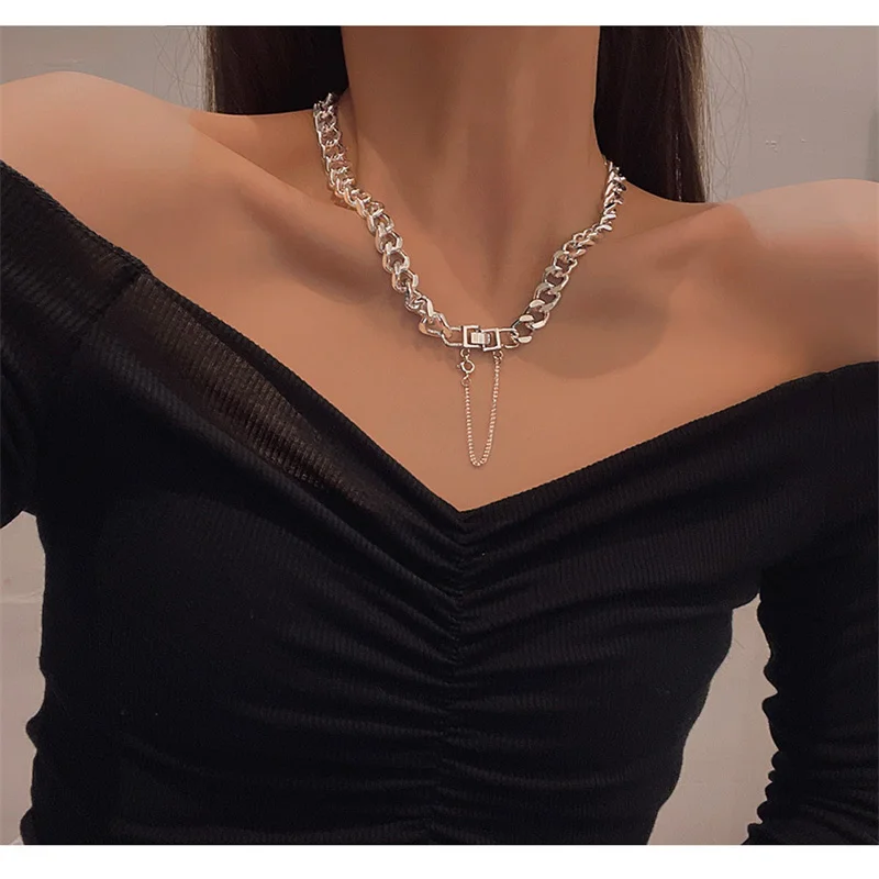 

Think Chain Necklace Gold Plating Alloy Pendant Accessories Hip Hop Choker Four Seasons Universal Necklaces Jewelry For Women