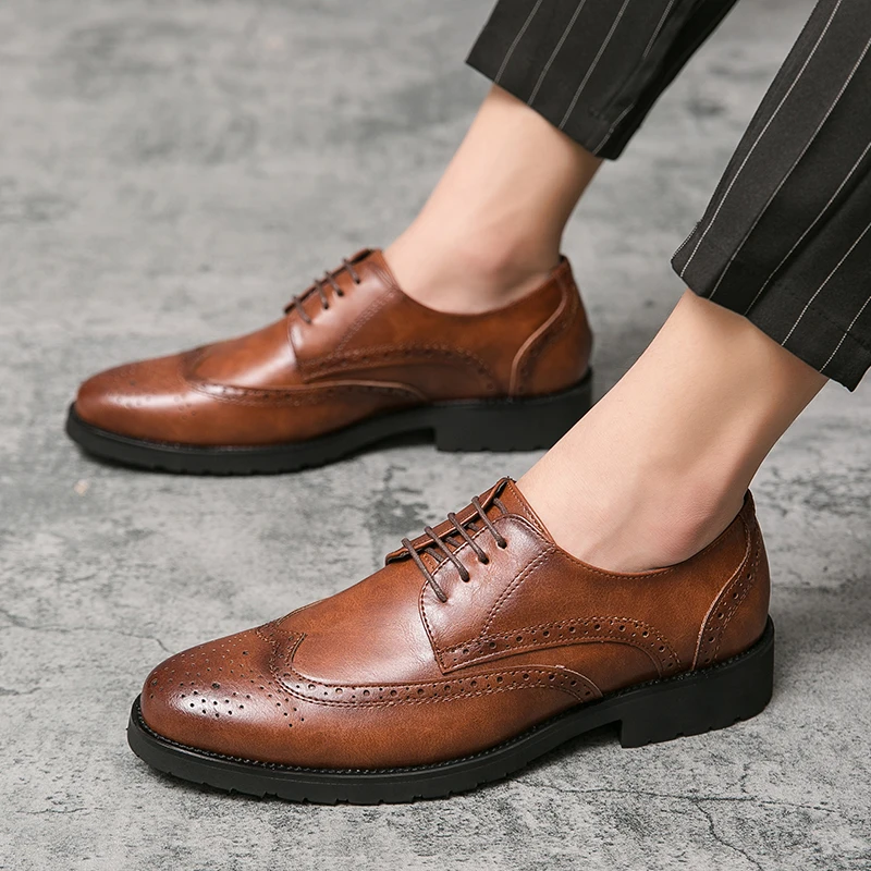 

Mens Casual Leather Shoes business Formal Shoes Fashion Brogue Shoes Elegant Leisure Walk Oxford men Adult wedding party shoes