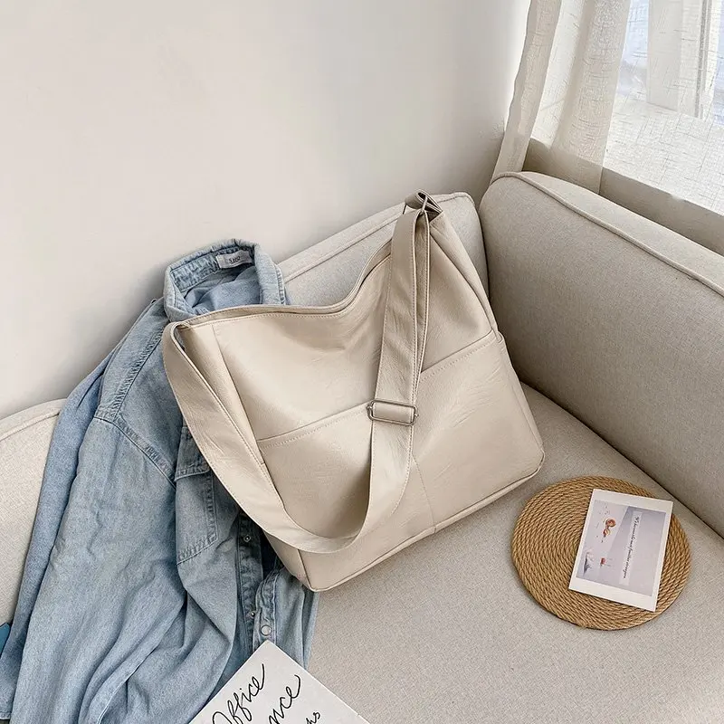 

2021 large capacity retro shoulder bag handbag lady fashion messenger bag women high quality PU leather lady messenger bag