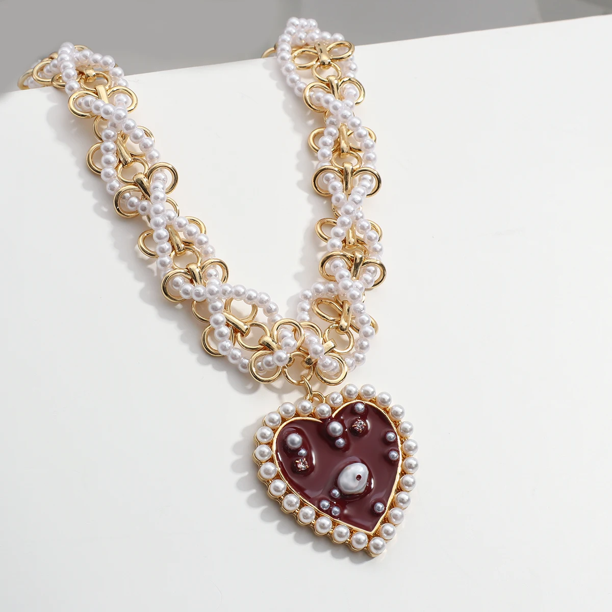 

Lifefontier Vintage Red Heart Pendant Choker Necklace Gold Color Chain Pearl Necklaces for Women Jewelry 2021 Accessories Gifts