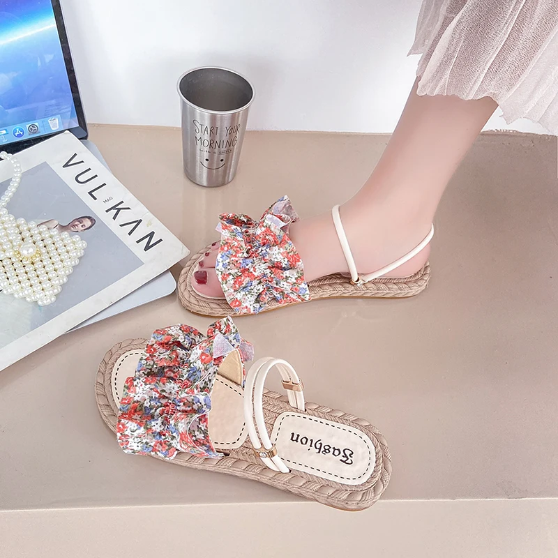 

Flat Shoes Female Summer Clogs Woman Flower Low Slippers Soft Pantofle Luxury Slides Beach Comfort 2021 Designer PU Basic Fashio