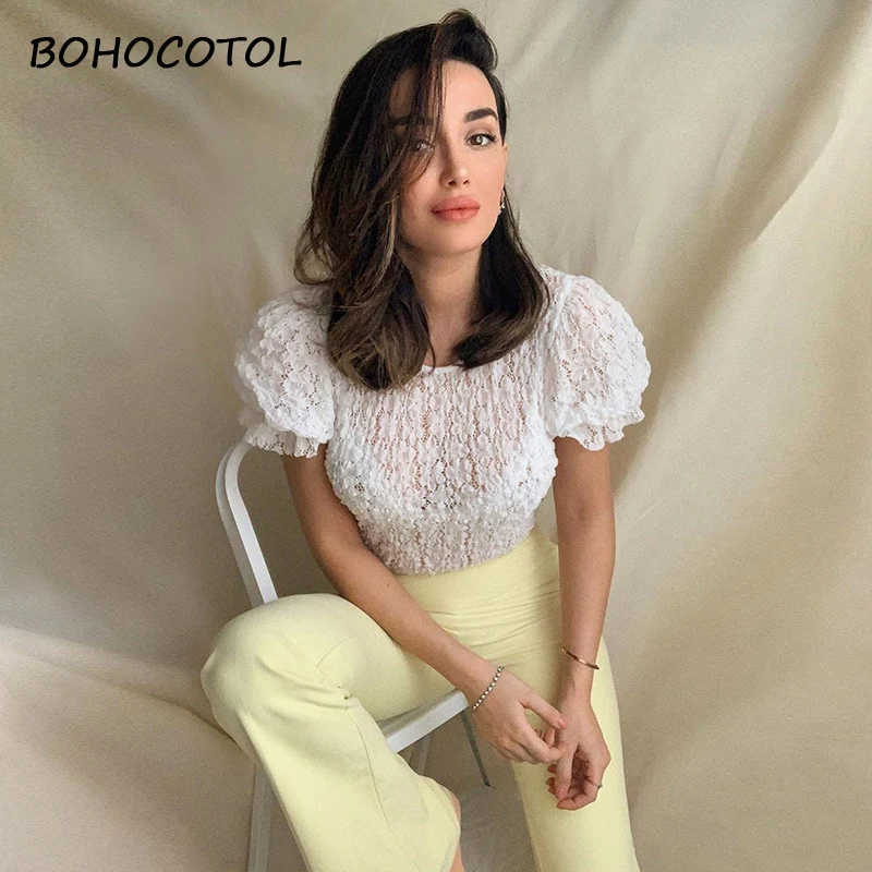 

2020 European and American summer new lace puffy sleeve short-sleeved top women's slim solid color small vest