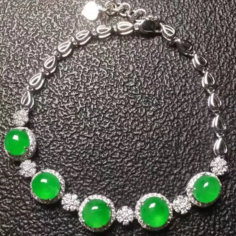 Нефритовые товары подвески из 18-каратного золота с инкрустированными