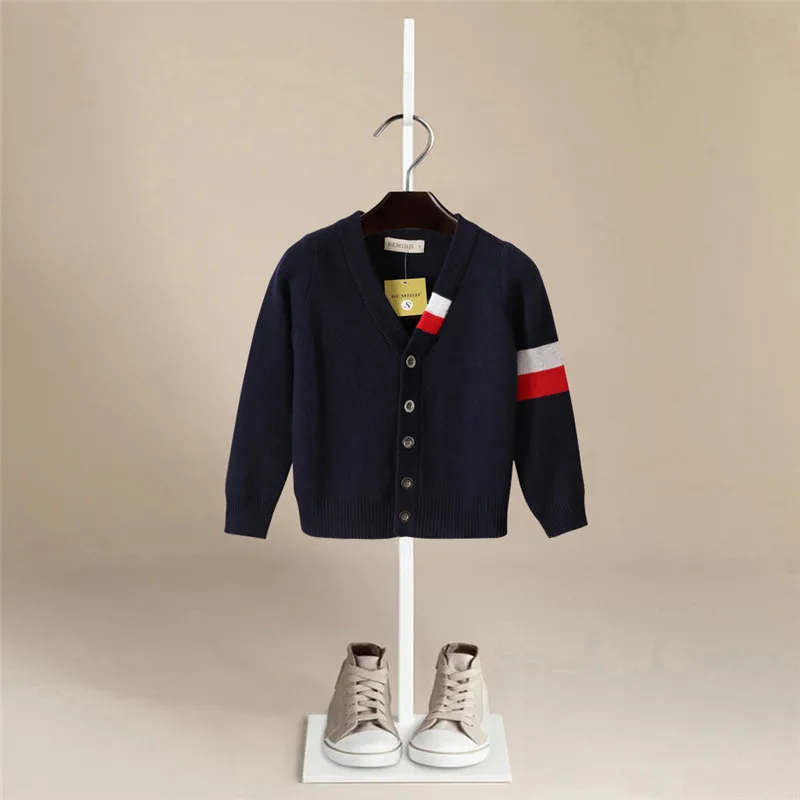 

Новинка, свитер для маленьких мальчиков, одежда, детское хлопковое пальто, осенняя однотонная детская одежда с длинным рукавом, свитер из хл...