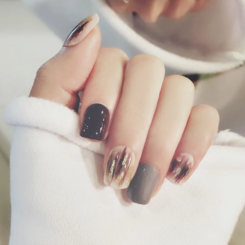 24 шт Блестящий красный накладные ногти полное покрытие короткий квадратный