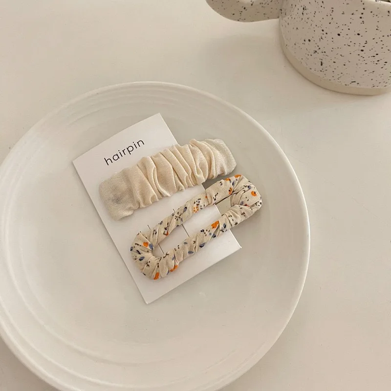 

2Pcs Floral Fabric Hair Clip All-match BB Clips Fashion Bangs Clip Small Fresh Barrettes Hair Accessories For Women Headwear