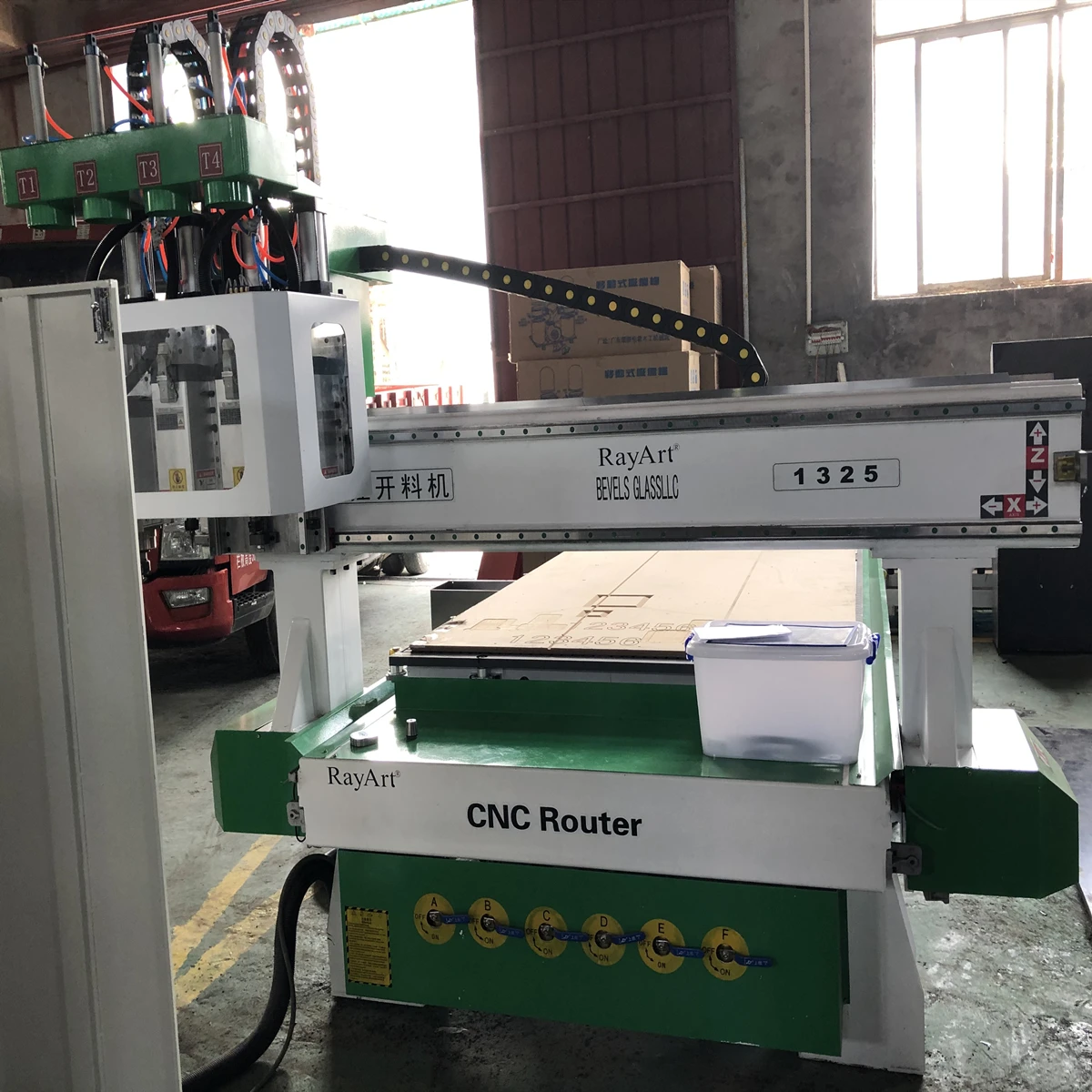 Multi-use Kitchen Cabinet Door Making Woodworking Cnc Router Machine for hot sale | Инструменты