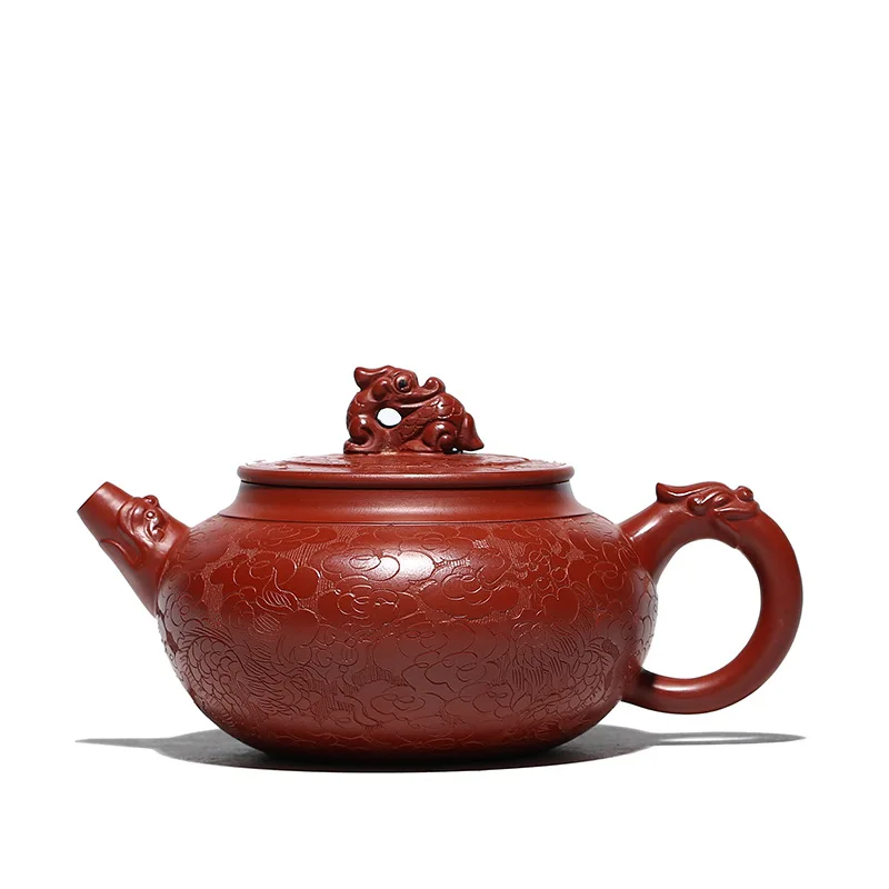 

Kitchen,Dining & Bar