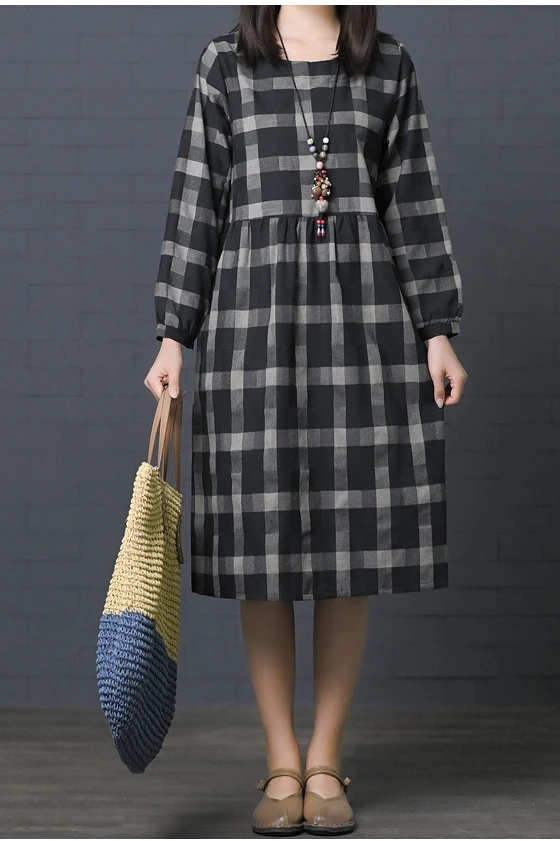

Autumn 2019 new plaid dress in the long version of the long-sleeved loose woman
