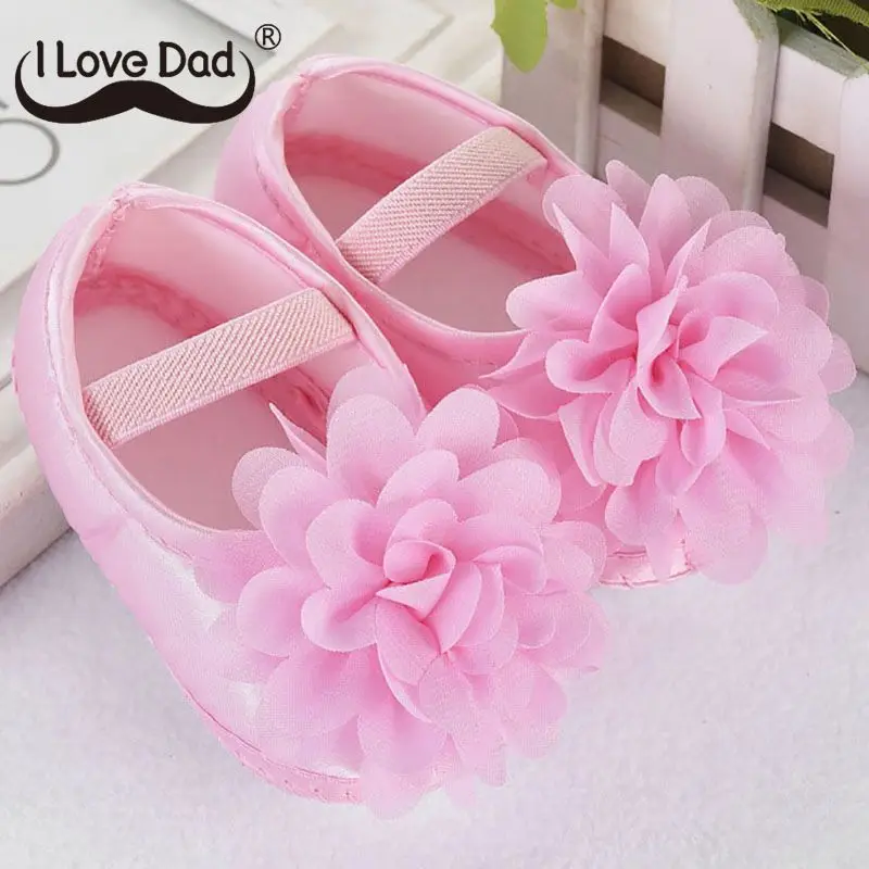 Новые милые туфли для маленьких девочек с цветами обувь новорожденных малышей из
