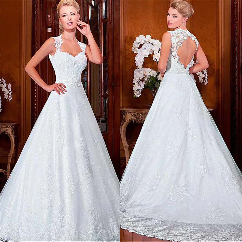 Кружевное свадебное платье с открытыми плечами в стиле ретро открытой спиной 2020