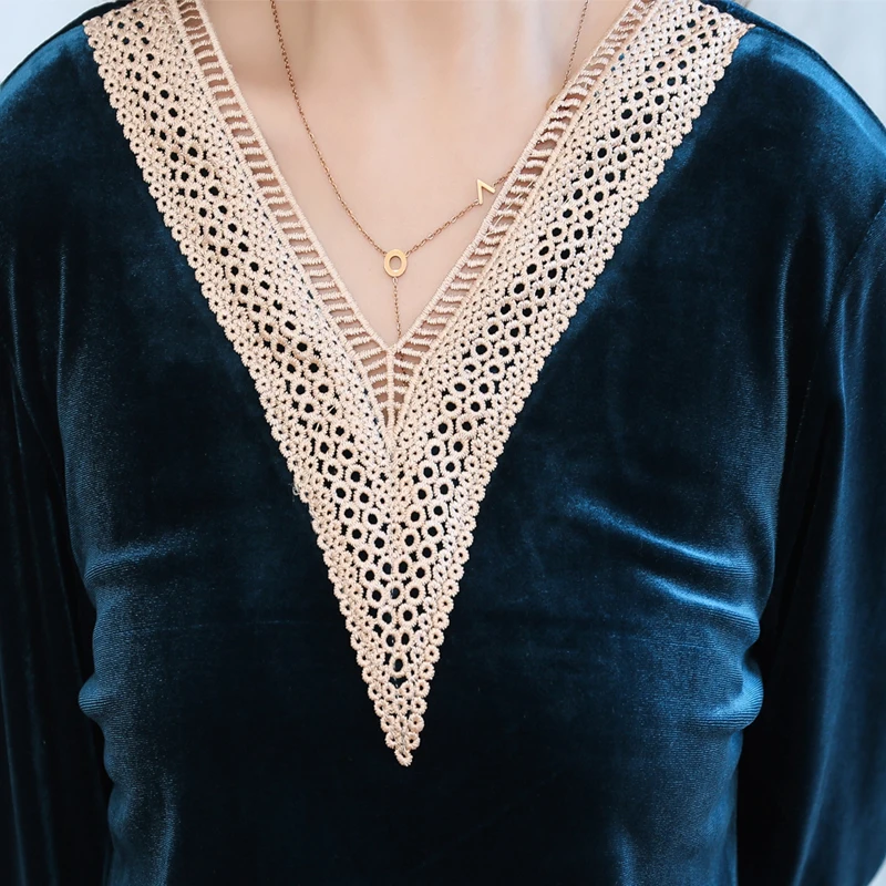 

2021 Elegant Blouses for Women Long Sleeve Solid Velvet Female Shirts Lace V-Neck Autumn Spring Plus Size Tops Ladies Outwear