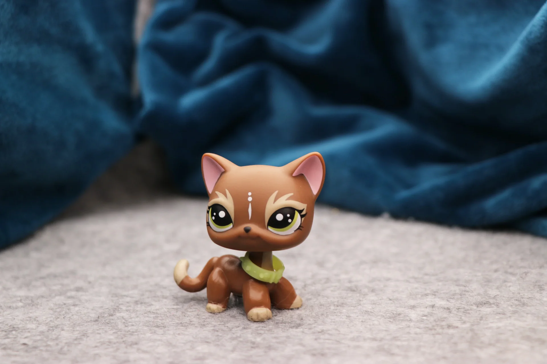 Золотой Pet Shop колли мороженое разные глаза коричневый и синий розовый колли на заказ с мини аксессуары - Цвет: Золотой