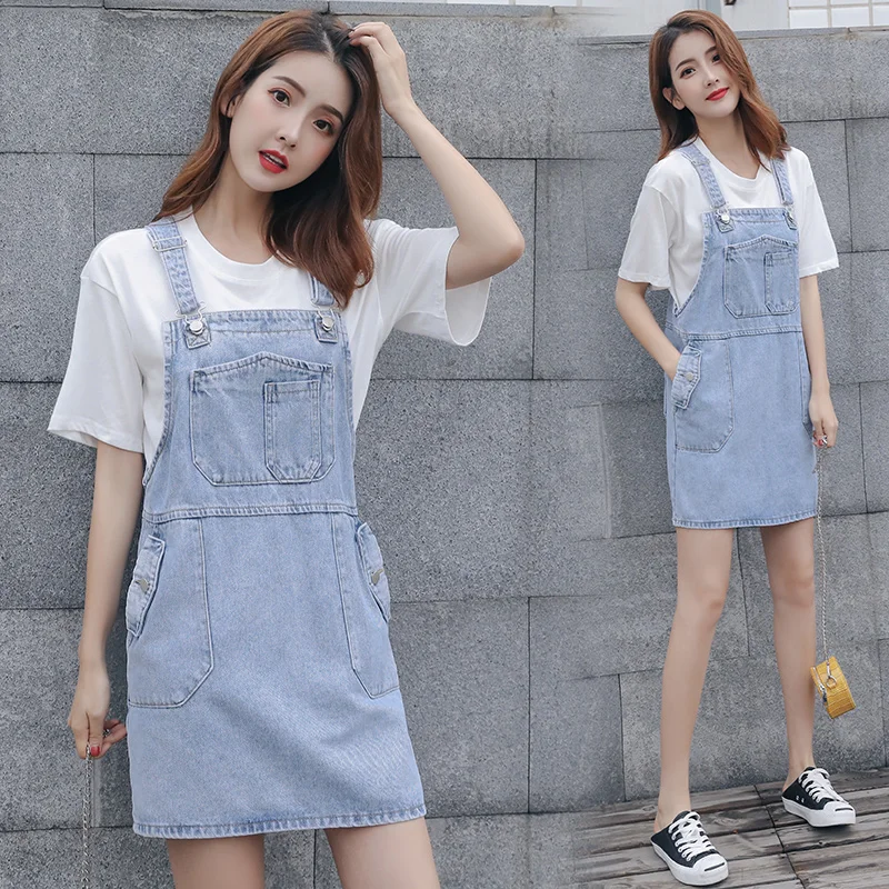 Свободная джинсовая юбка на подтяжках трапециевидной формы универсальное