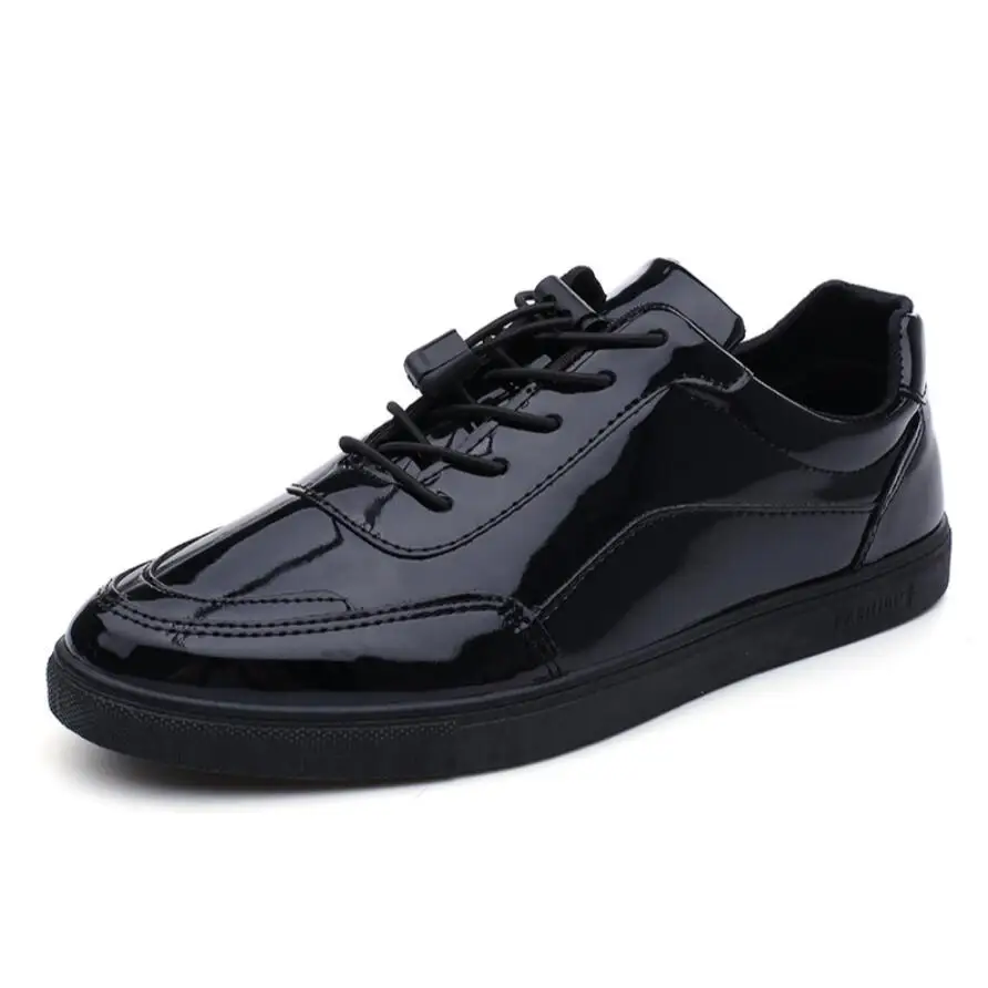 Мужские кожаные кроссовки черные повседневные на плоской подошве шнуровке для