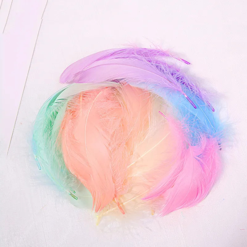 500 шт натуральные окрашенные гусиные перья для украшения дома поделок своими