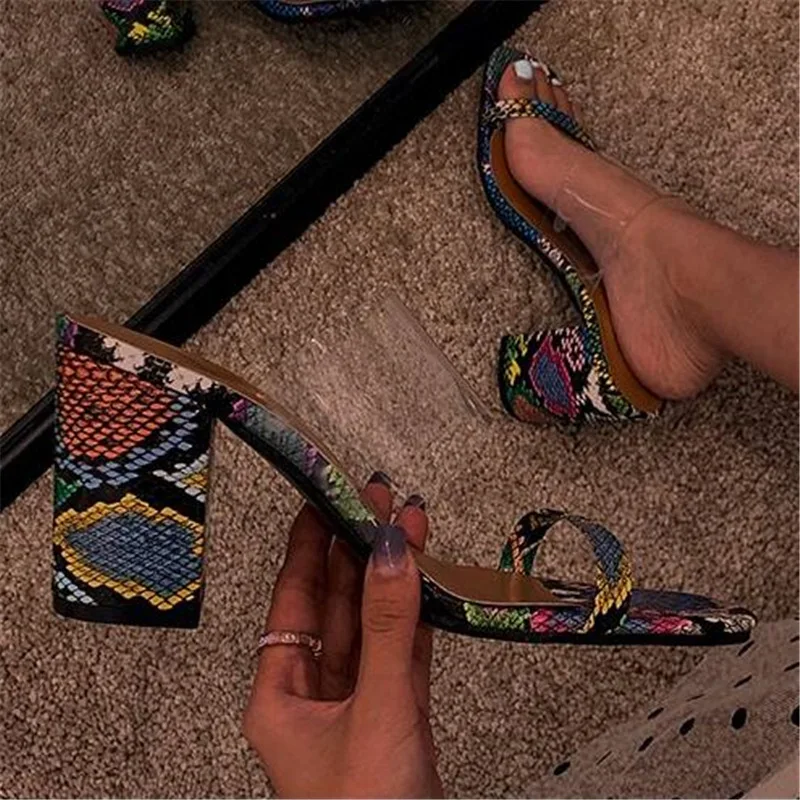 

New Fashion Plus Size Women's Sandals Transparent Mid-fashion Women's Slippers Square Toe Thick Heel Outdoor Slippers