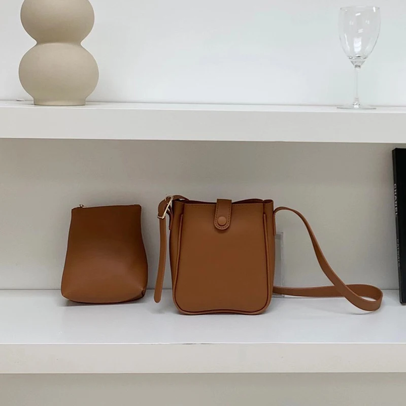 

2021 new women's small bucket bag set high quality PU leather goods for women