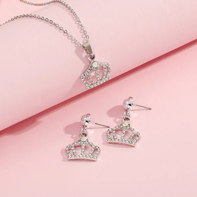 

Creative Crown Pendant Female Necklace Earring Set Fashion Pendant Korean Version Give Birthday Gift