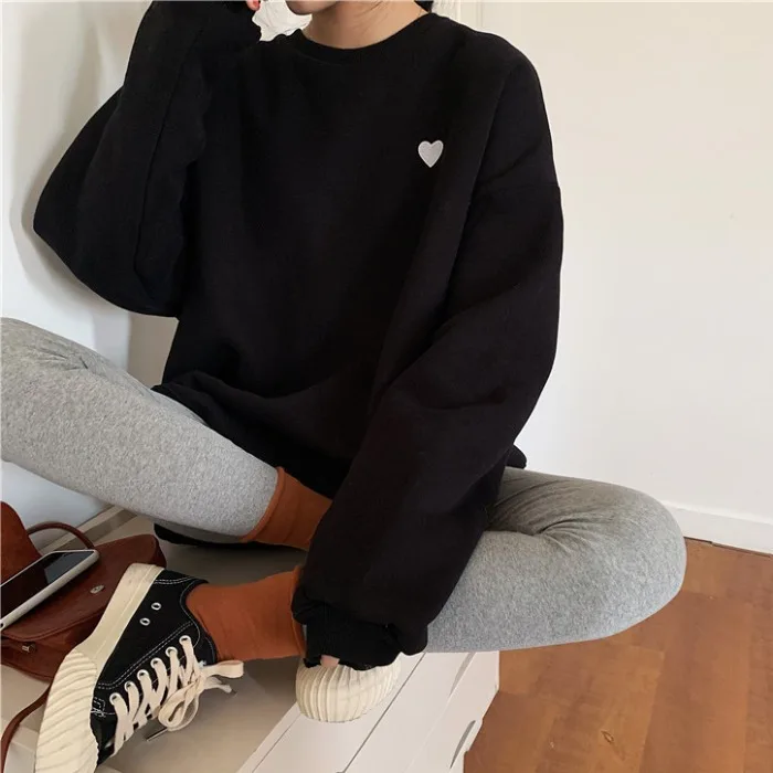 

Autumn new Korean loose lazy wind online celebrity love embroidery and velvet thickening long pullover sweater women tide