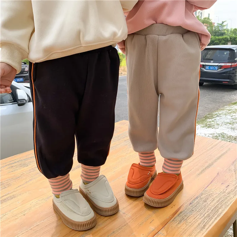 Зимние хлопковые Трикотажные флисовые спортивные штаны в полоску для мальчиков