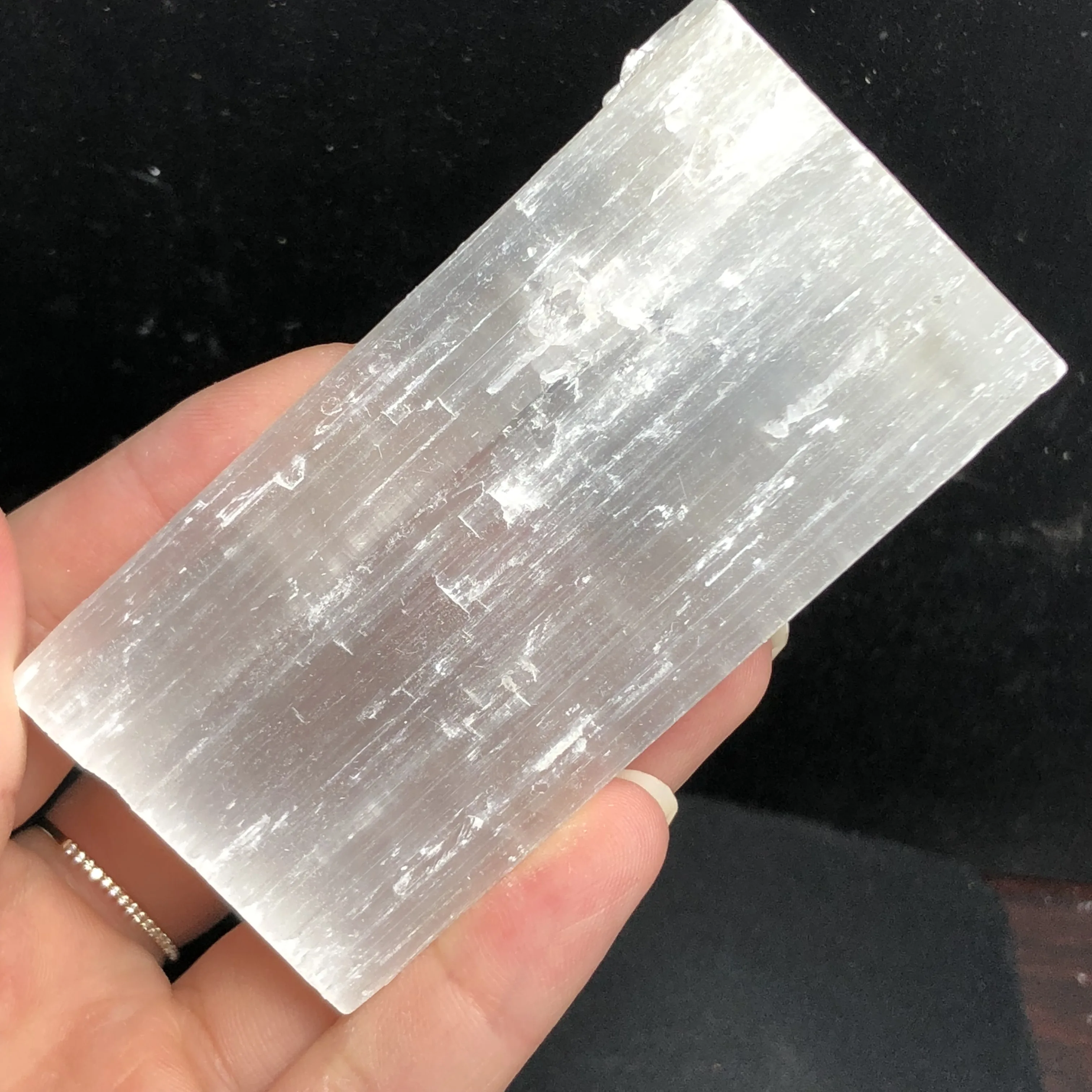 Натуральные палочки селенита грубые гипсовые кристалл нерегулярные колонны