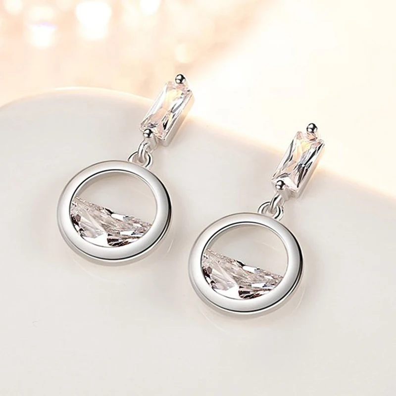 

Huitan Dainty Dangle Earrings Women Cute Round Circle Pendant Daily Wear Stylish Accessories Exquisite Girl Gift Fashion Jewelry