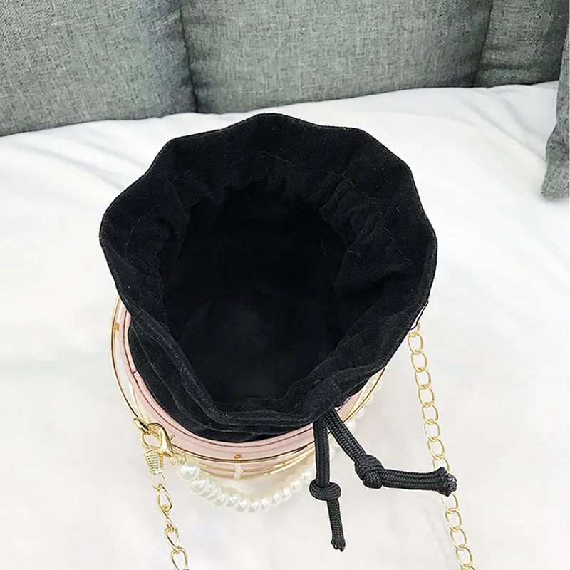Fashion Women Bucket Bags Designer Luxury Pearls Beaded Handle Women Handbags Chain Shoulder Crossbody Bags Evening Clutch Purse