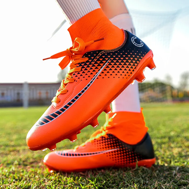 Fashion Cleats Orange Mens Soccer Shoes Trainers Sock Breathable Sneakers Outdoor Football Boots Spikes Shoes Men botas futbol