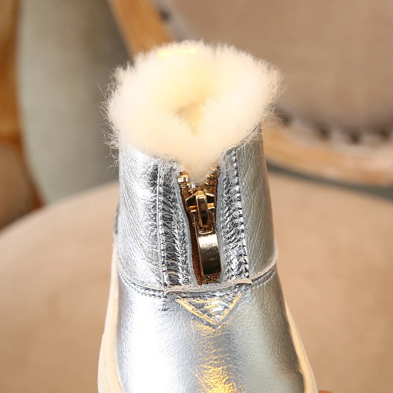 Глянцевые зимние ботинки для маленьких девочек плюшевые из натуральной кожи