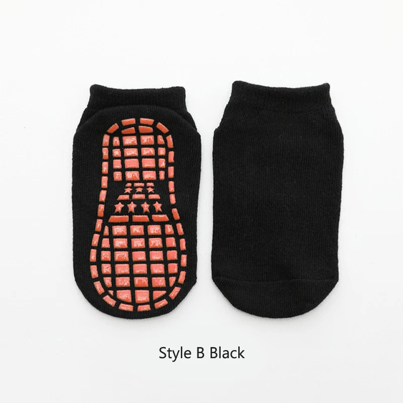 Style B Black Детские Нескользящие носки для мальчиков и девочек, носки для прыжков на батуте, синие, черные хлопковые короткие Дышащие носки эластичные спортивные детские носки для улицы - Цвет: Style B Black