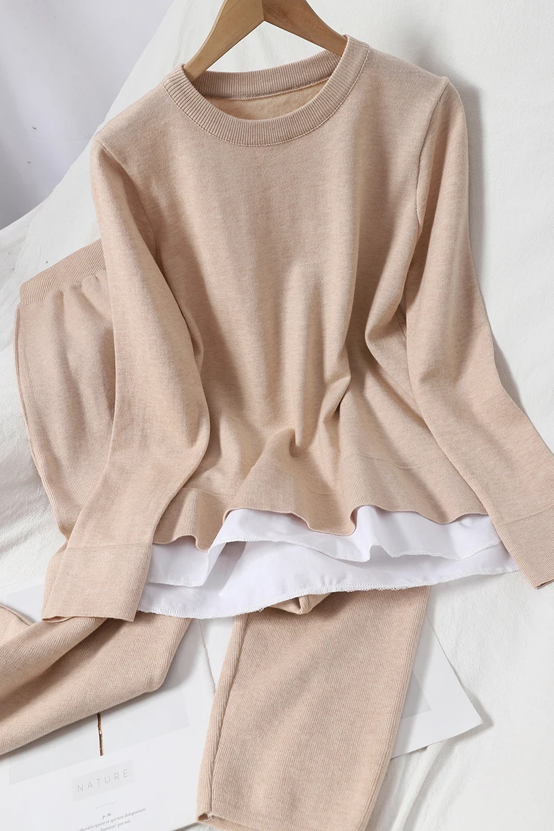 

Winter stitching contrast color hem fake two-piece Sets lady top wild straight leg pants two-piece knitted Sweater female trend