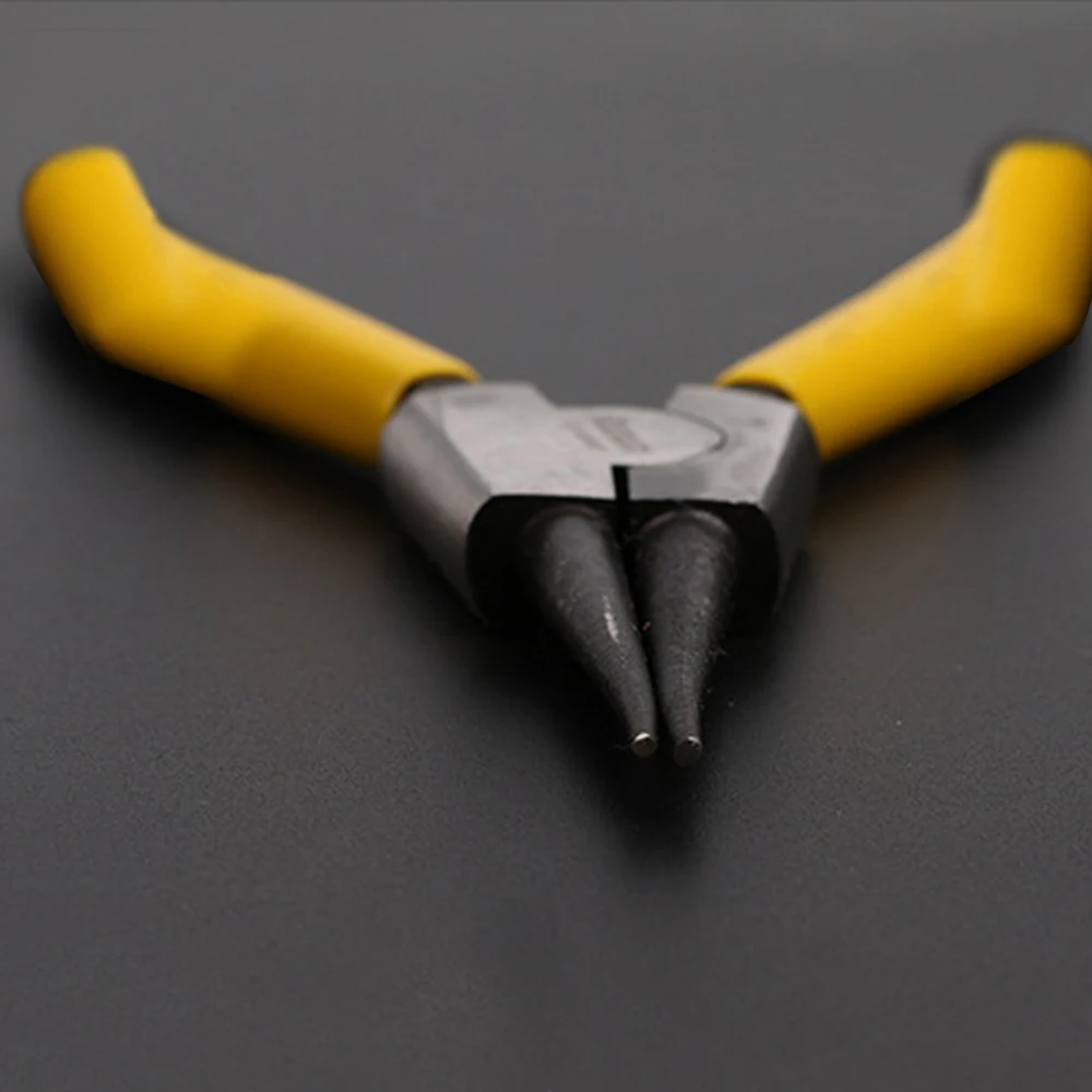 

4pcs/set 7 Inch Circlip Pliers Portable Internal External Pliers Retaining Clip Industrial Grade Combination Clip Hand Tool