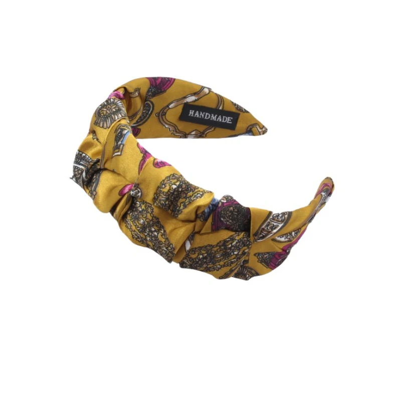 Рисунок 3 - Повязка для волос с принтом в стиле бохо