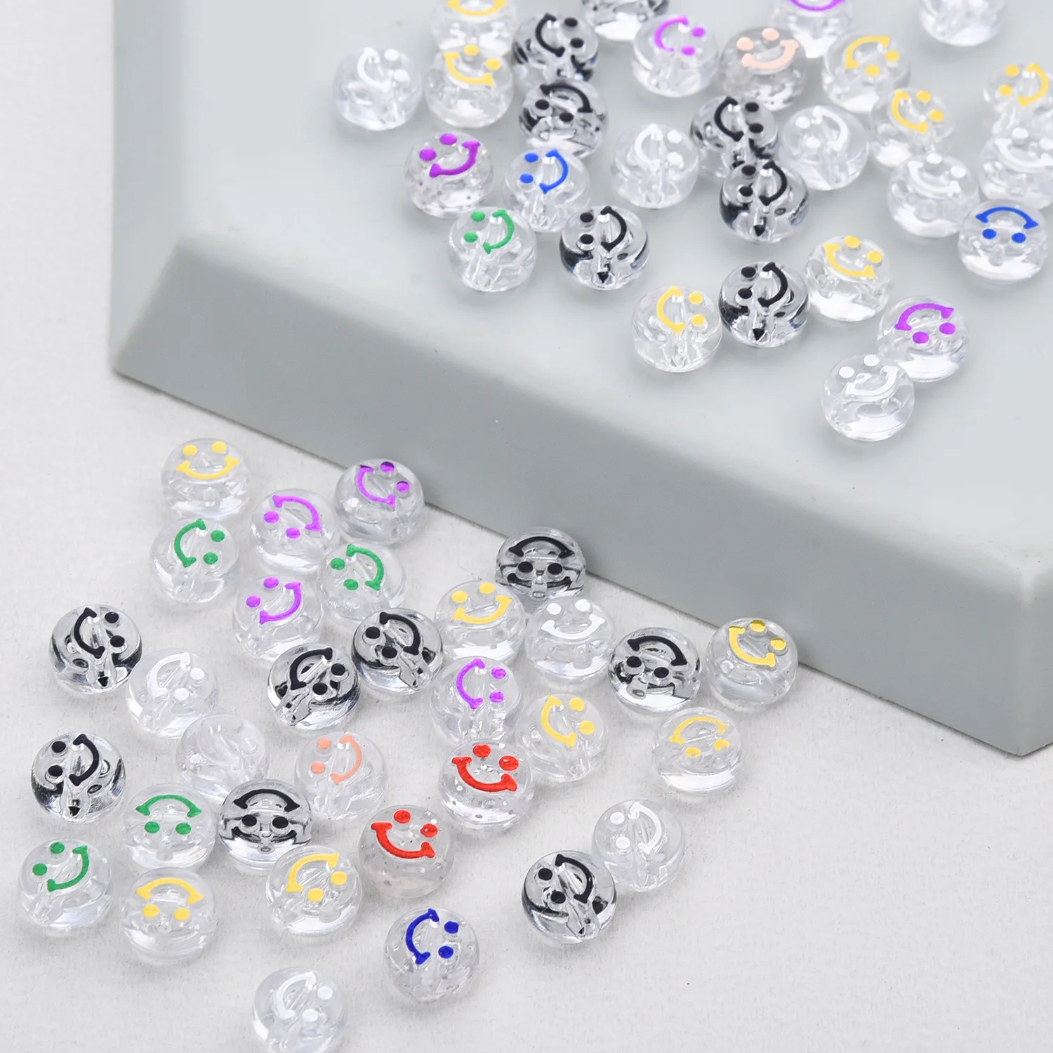 

100pcs/ Handmade Beaded 6*10mm Acrylic Bright Color Bronzing Transparent Smiley Face Beads For Diy Jewelry Making