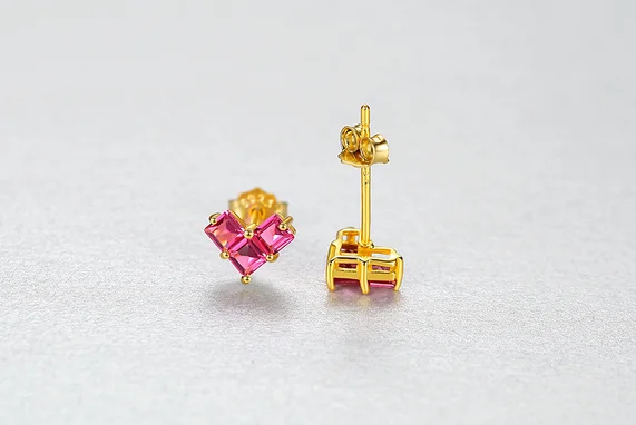 

HOT Sell S925 Sterling Silver Heart shaped corundum Love Earrings Crystal zircon ruby sapphire Earrings
