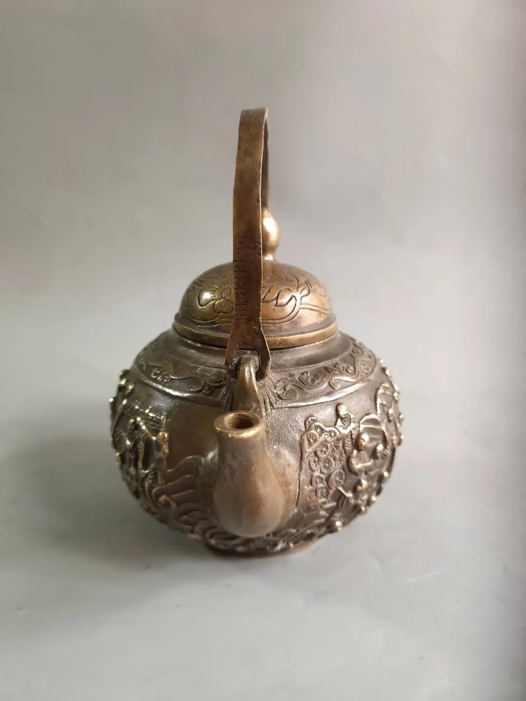 

Brass Birthday Star Pattern Old Teapot with Exquisite Chinese Antique Carving Collection Buddha Decor Home Decoration