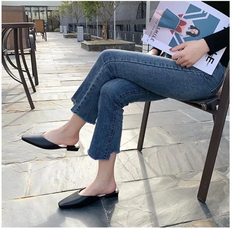 

2020 Fashion pointed Flats for women Summer slippers sexy mature candy color for women vacation beach Slides sandals