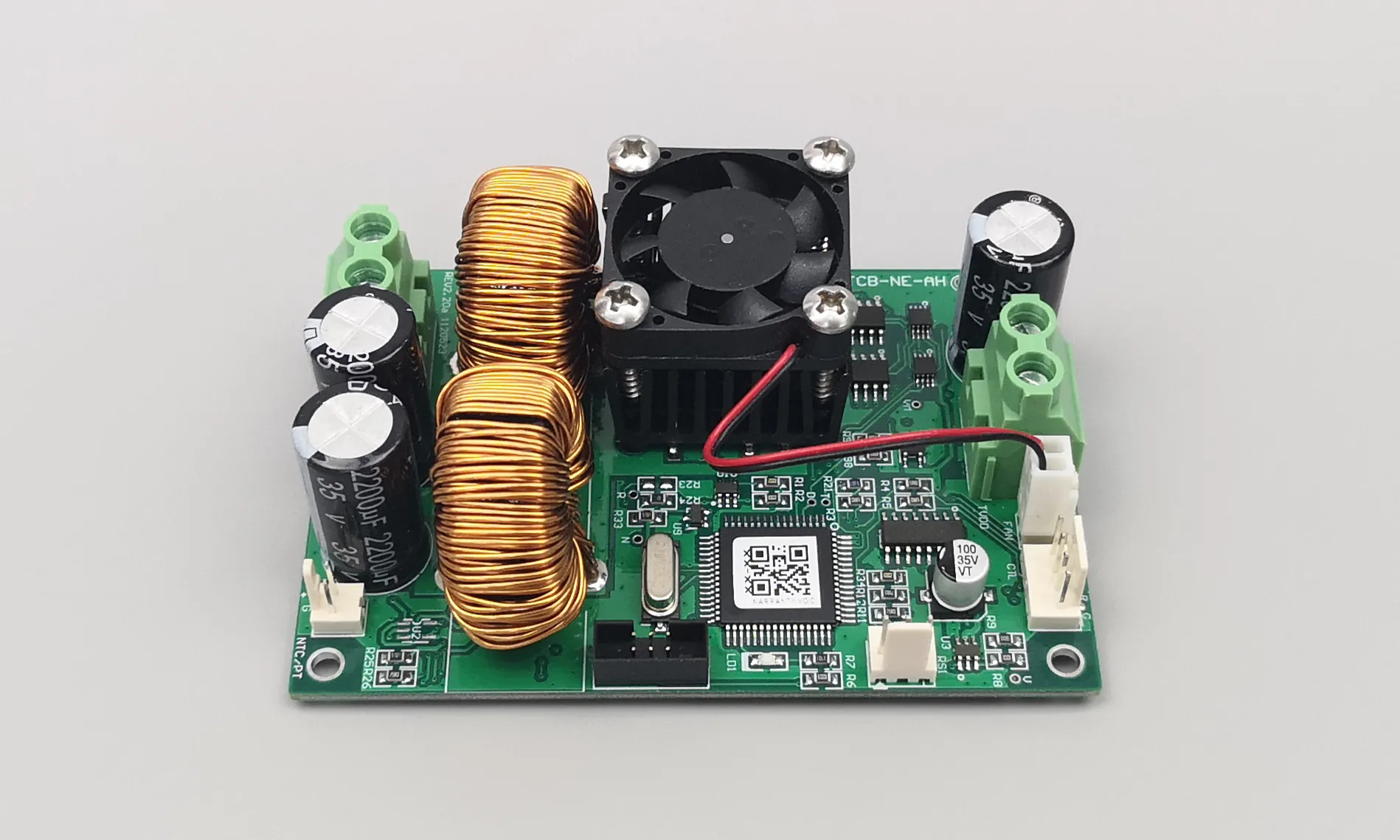 

TCB-NE-AH, Semiconductor Cooling Chip Temperature Control Board, TEC Thermostat, Accuracy 0.01, NE High Current