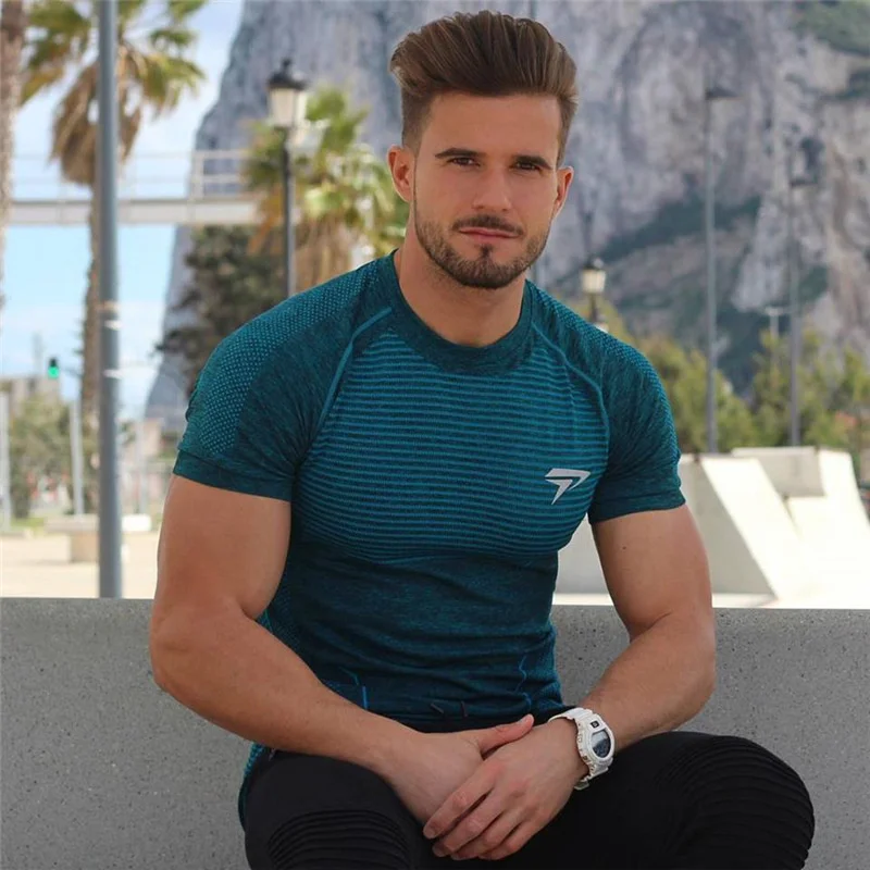 

Новинка 2021, брендовая Повседневная рубашка, Мужская футболка с коротким рукавом для спортзала, мужская спортивная одежда, компрессионные б...