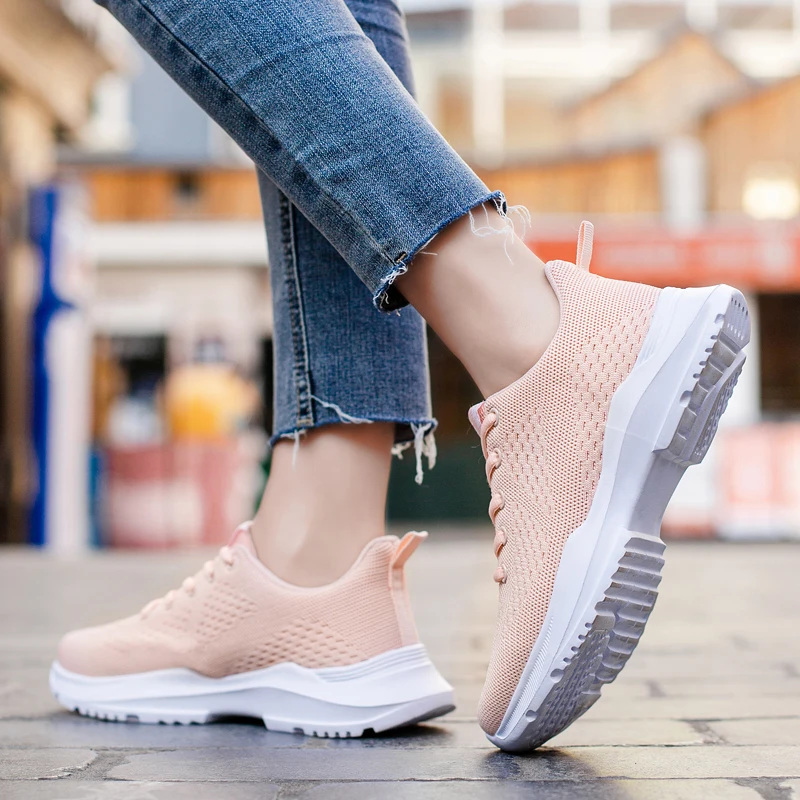 

New Breathable Mesh Women's Flats Lightweight Platform Sneakers 2021 Spring Summer Casual Shoes Femme Basket Flying Shoes