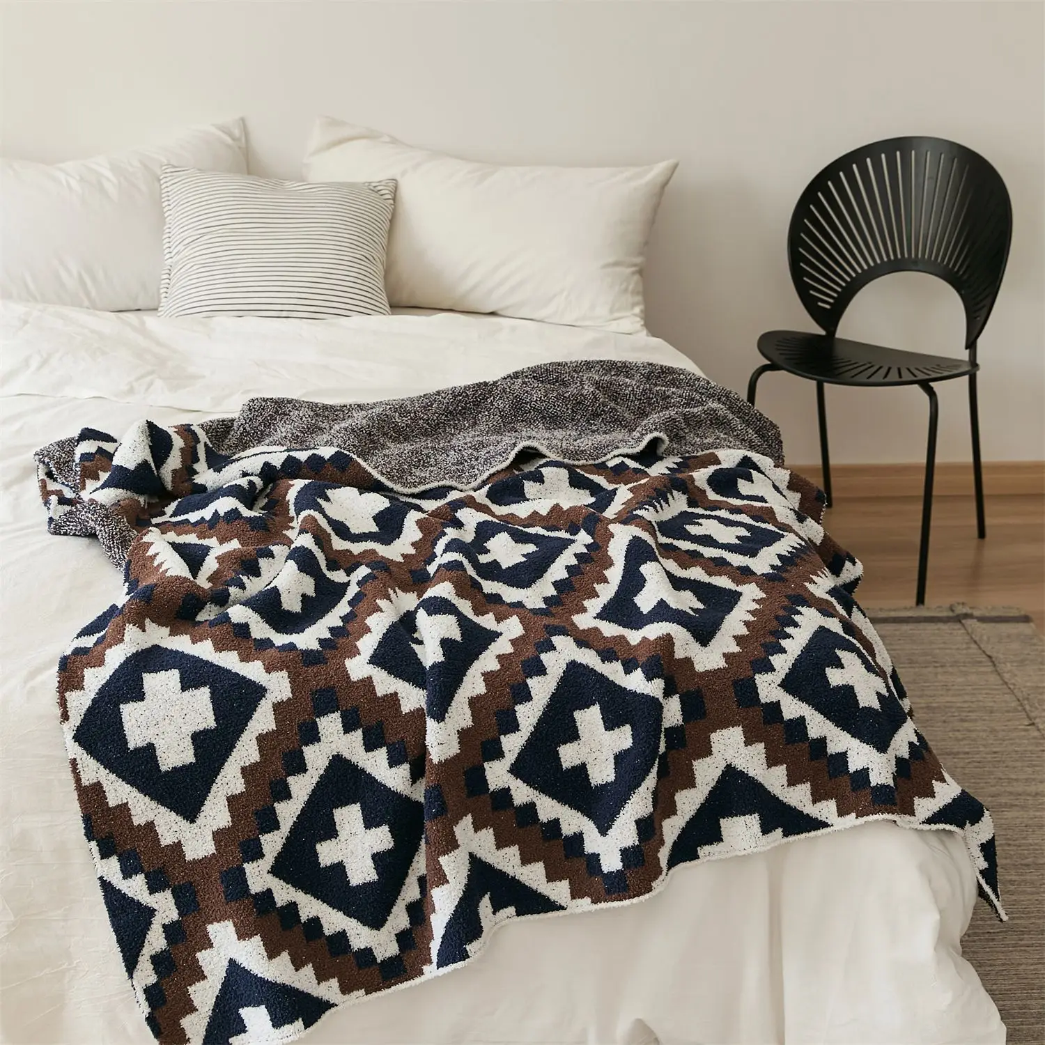 High-grade Fleece Blankets Geometric Jacquard Pattern Knitted Throw Blanket Soft Warm Sofa Cover Bedspread Lightweight Blanket